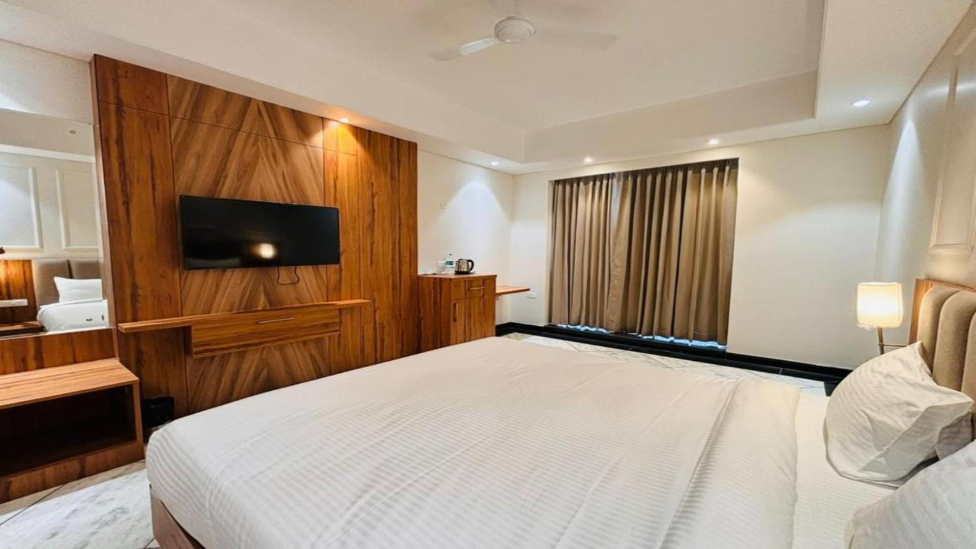 Hotel Saaj Mansion Τζαϊπούρ Εξωτερικό φωτογραφία