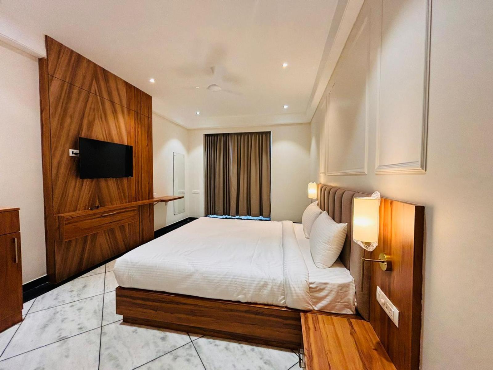 Hotel Saaj Mansion Τζαϊπούρ Εξωτερικό φωτογραφία